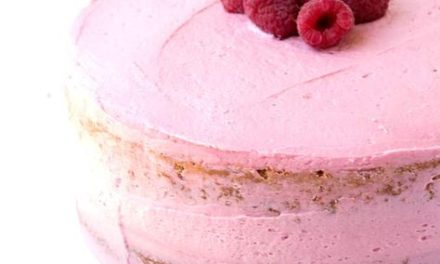 Creamy Raspberry Cake