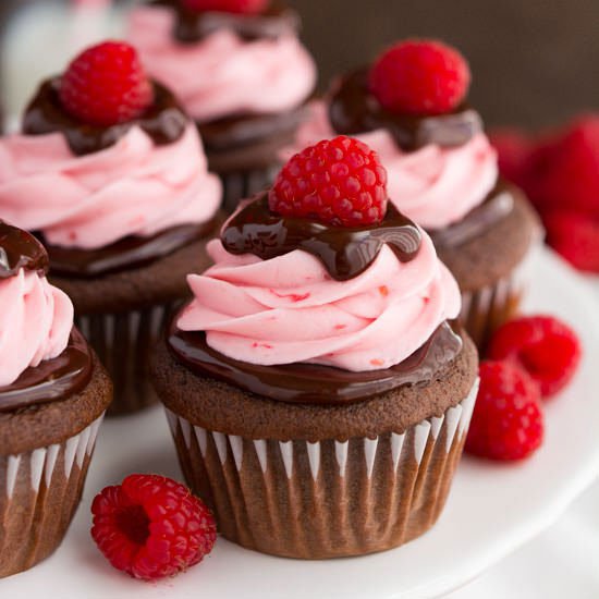 Raspberry Muffins with Chocolate Topping
