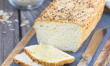 LOW-CARB ALMOND BREAD