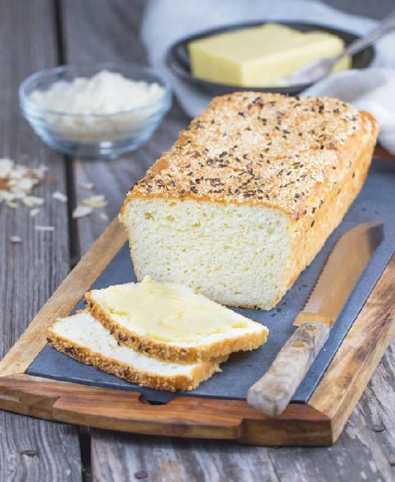 LOW-CARB ALMOND BREAD