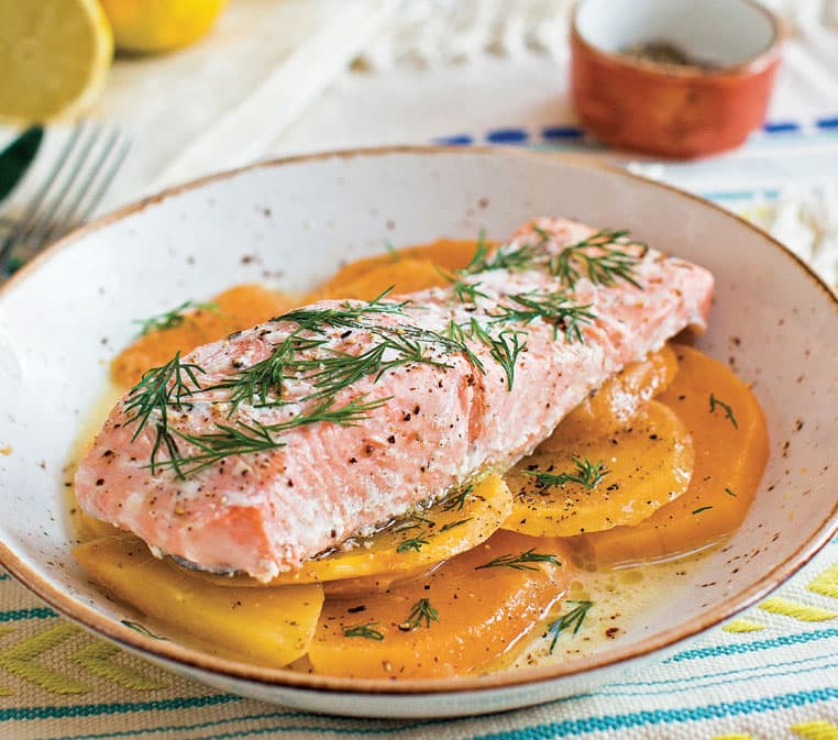 Poached Salmon With Lemon & Dill