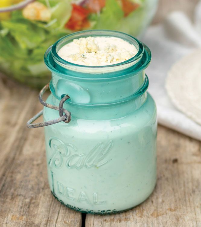 THE BEST BLUE CHEESE DRESSING