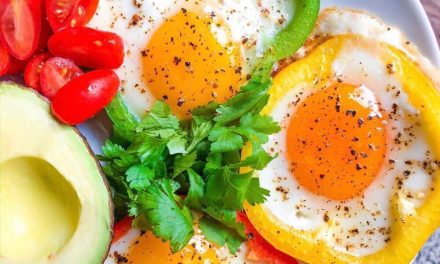 Egg and Red Pepper Breakfast Cups