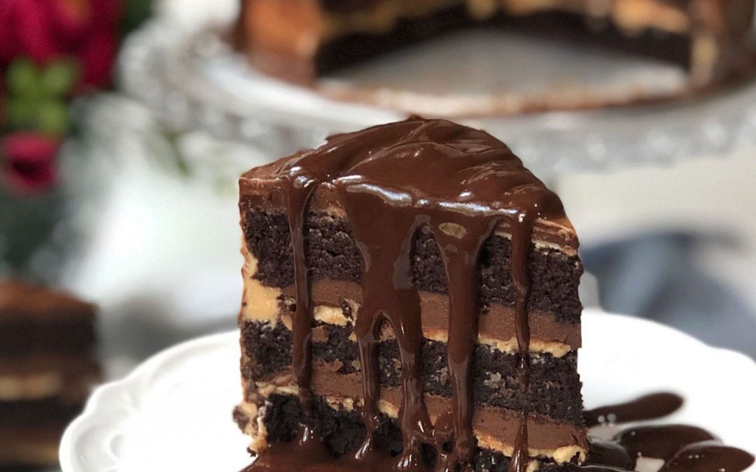 Peanut Butter Cake with Chocolate Sauce